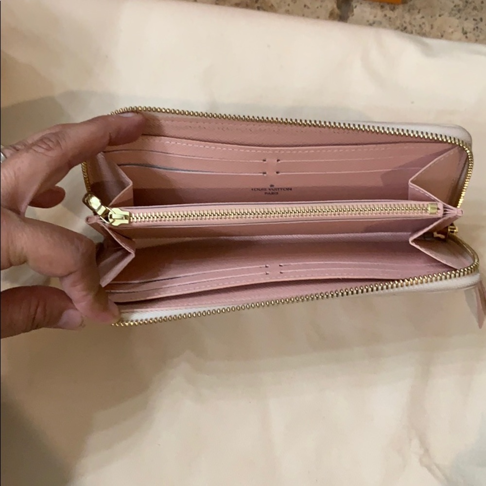 Louis Vuitton TAHITIENNE Clemence Wallet EUC - Picture 5 of 15
